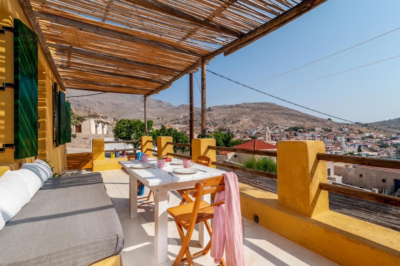 Atlantis Houses Chalki Town Dış mekan fotoğraf