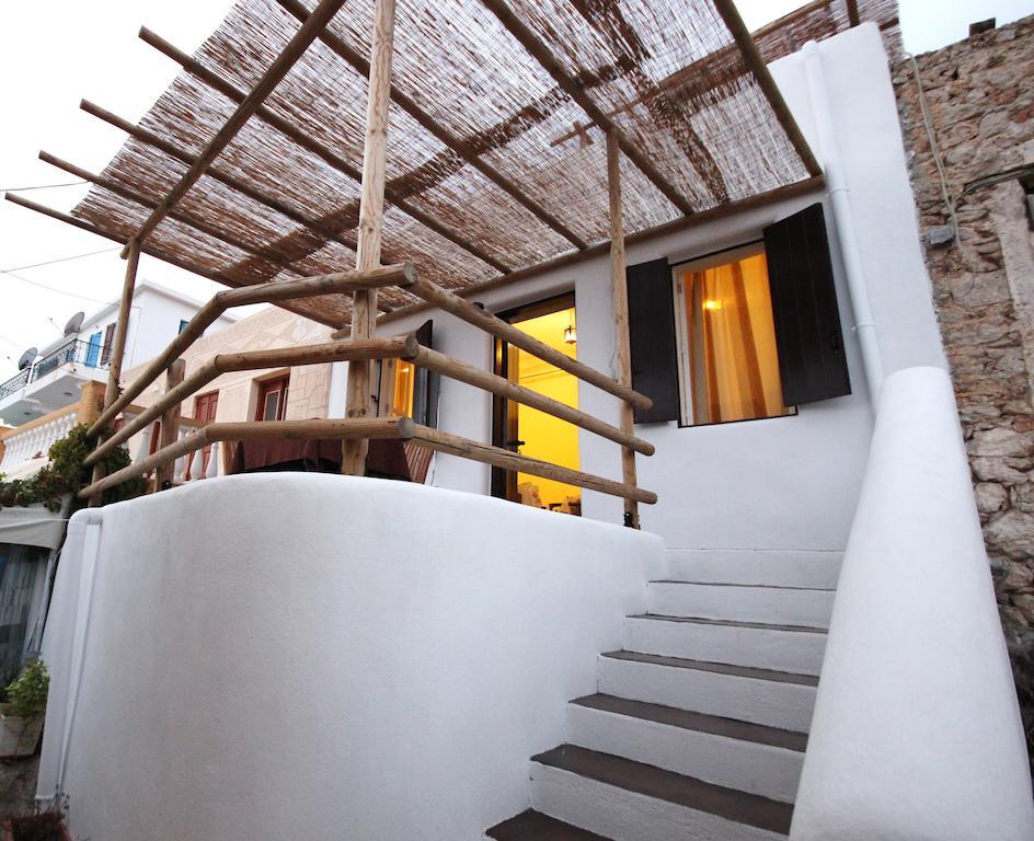Atlantis Houses Chalki Town Dış mekan fotoğraf