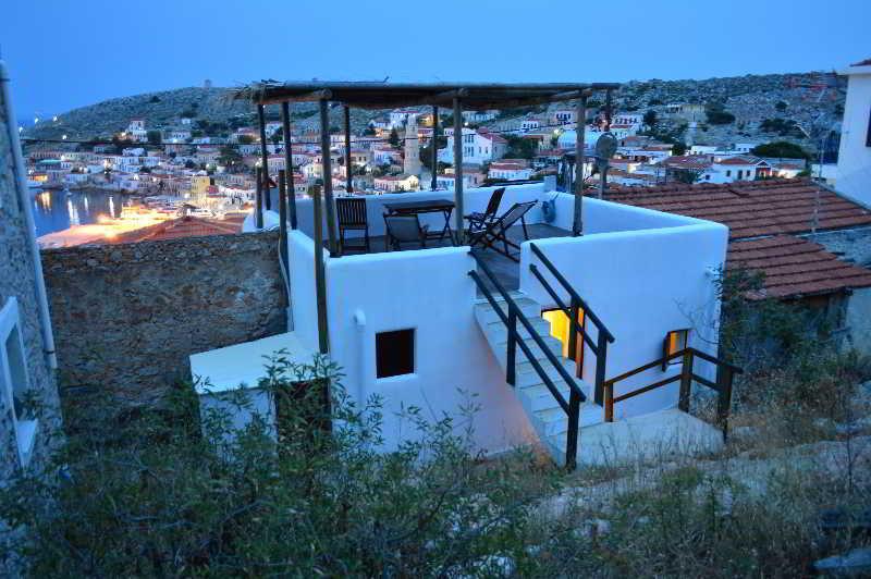 Atlantis Houses Chalki Town Dış mekan fotoğraf